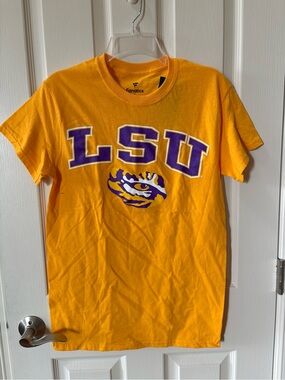 Fanatics LSU Gold Short Sleeve Tee. 
Unisex Size S